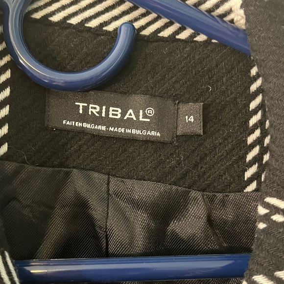 Tribal Black and White Plaid Jacket. Size 14. - Picture 7 of 10